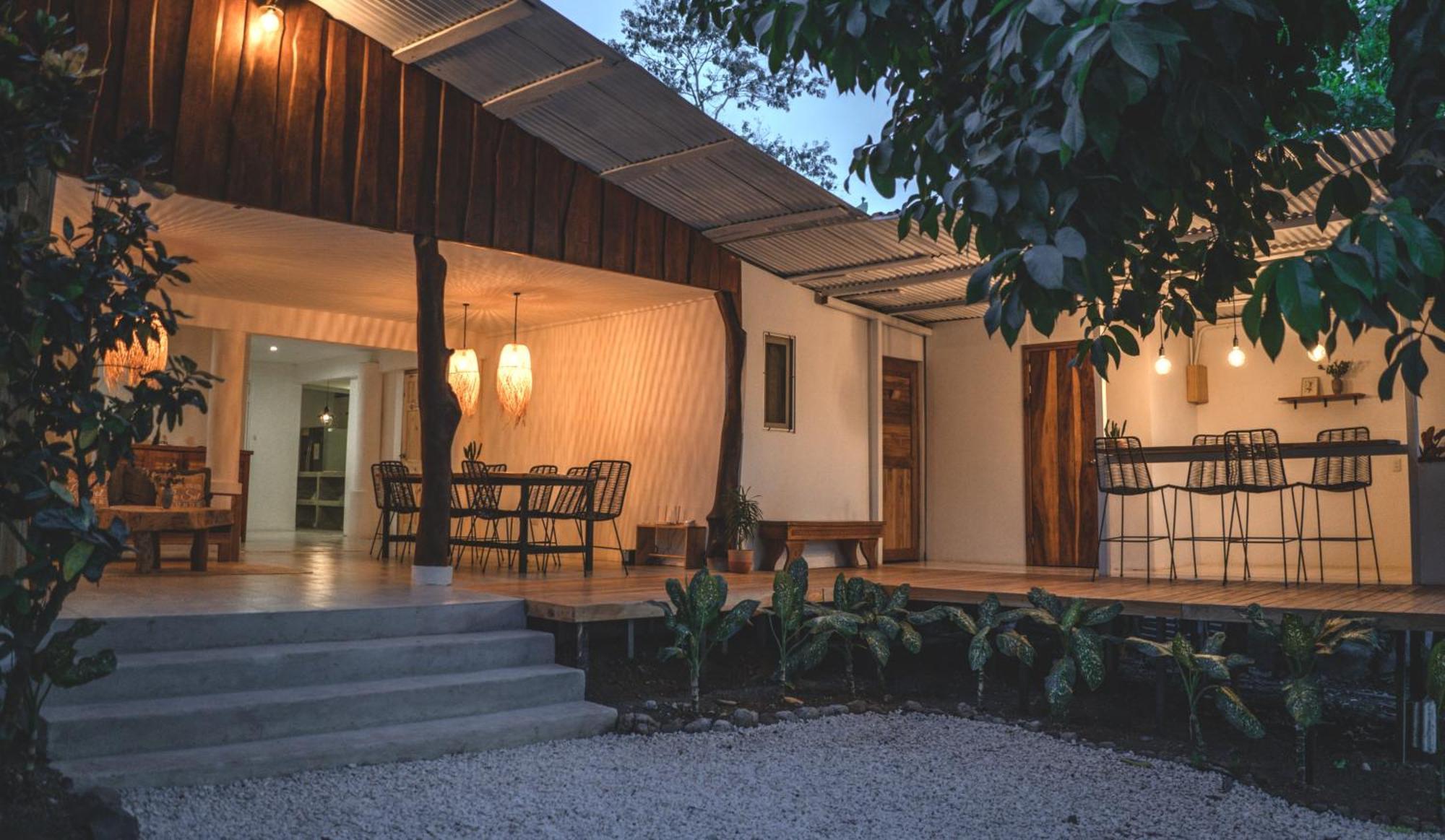 Cuatro Vientos Lodge & Apartments - Mal Pais, Costa Rica Playa Santa Teresa  Extérieur photo